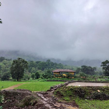 King'S Landing Villa Karjat Exterior photo
