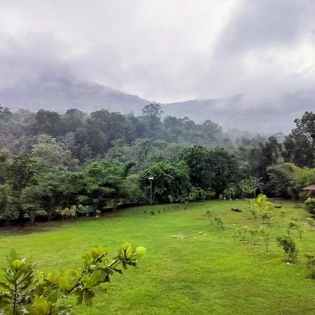 King'S Landing Villa Karjat Exterior photo