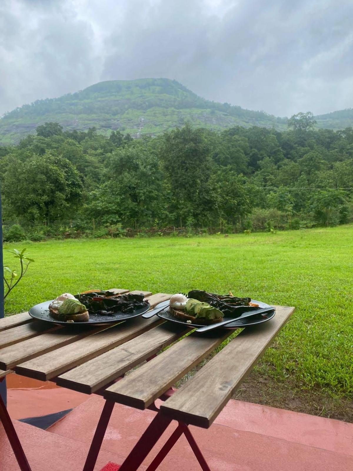 King'S Landing Villa Karjat Exterior photo